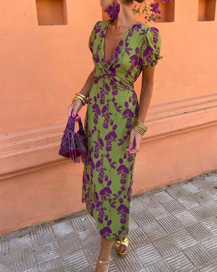 Brie | Robe midi florale à col en V