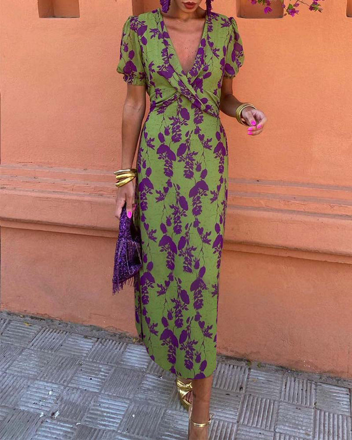 Brie | Robe midi florale à col en V