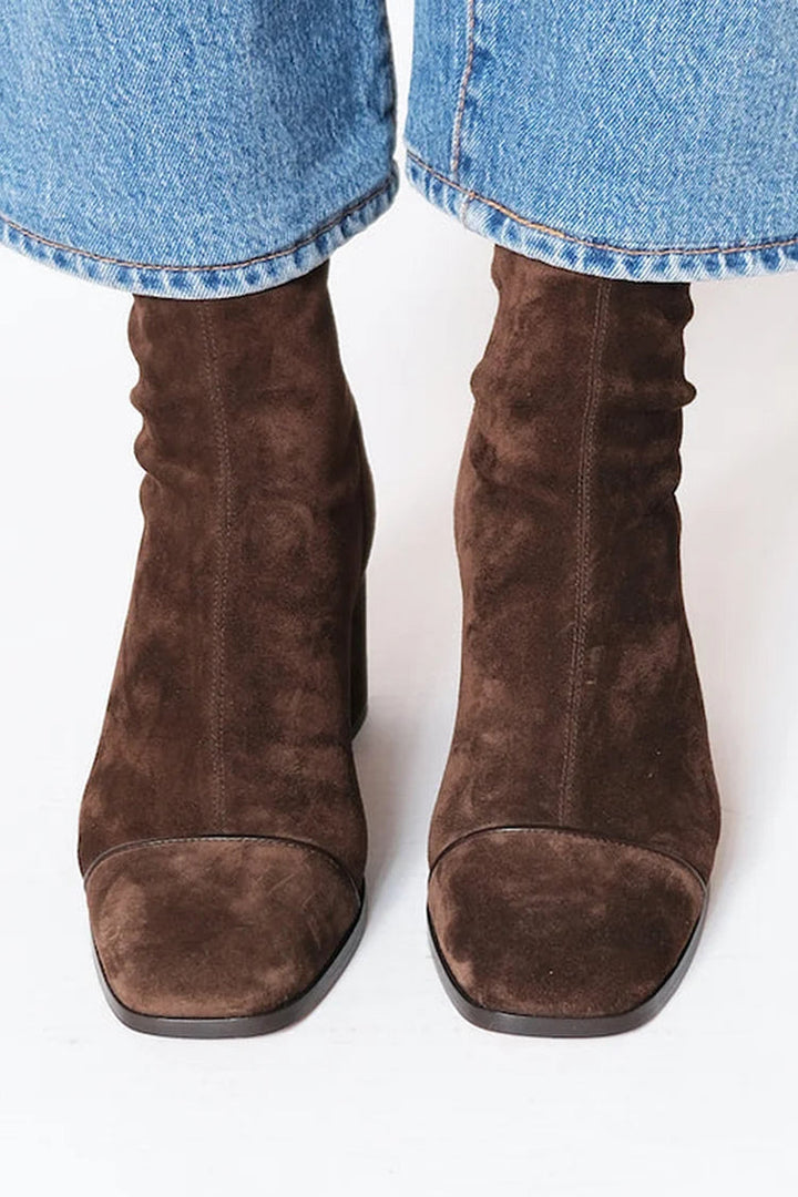 Victoria | Bottines à Talons et Bout Carré
