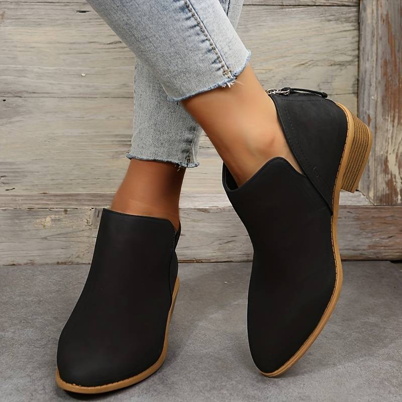 Diana | Bottines élégantes à la cheville, bout pointu et détails perforés