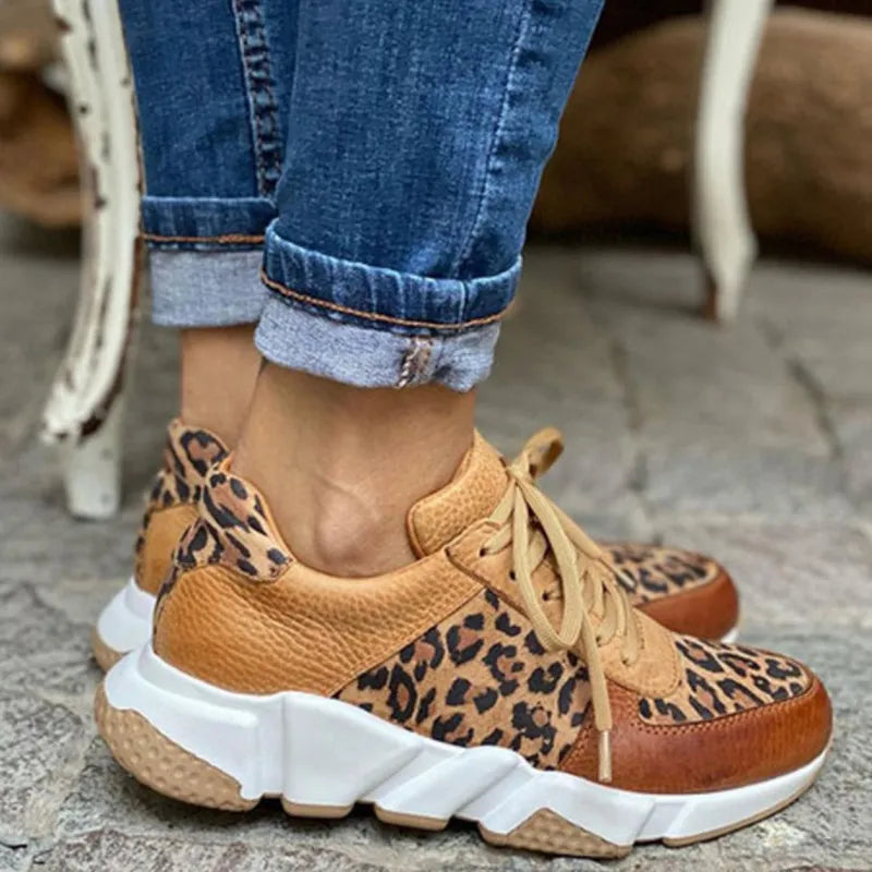 Alexa | Chaussures basses audacieuses à imprimé animalier et semelle intérieure rembourrée