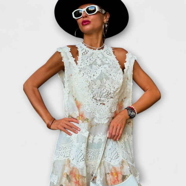 Lottie - Robe longue élégante en dentelle Kelly