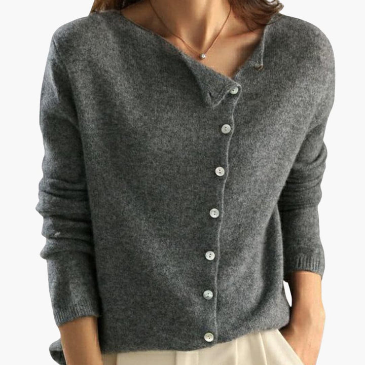 Marilyn | Refined Long-Sleeve Buttoned Cardigan with Slim Fit