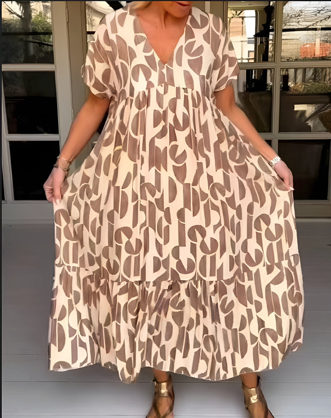 Colette | Robe ample avec col en V