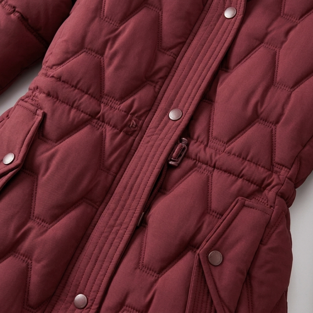 Daisy | Elegant Women’s Long Quilted Puffer Coat with Hood and Cinched Waist