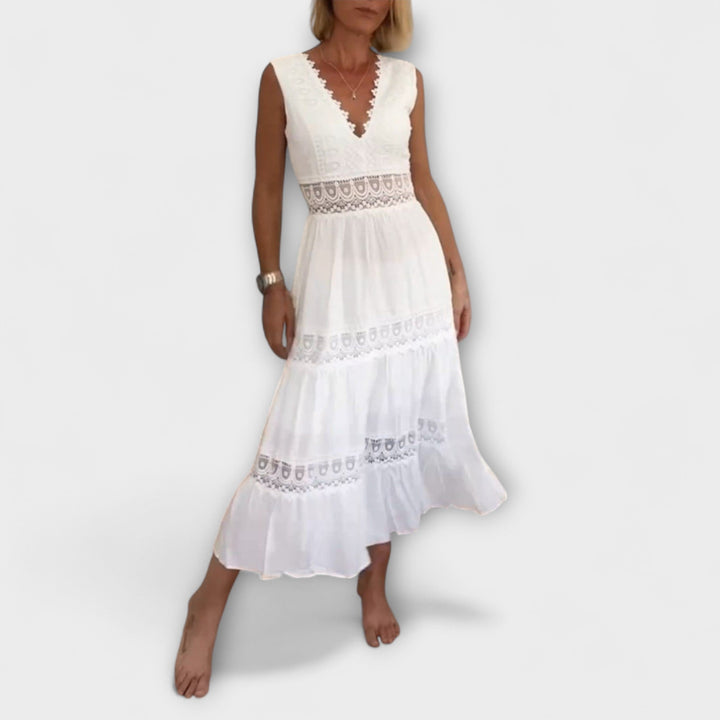Aurélie - Robe élégante en dentelle à col en V
