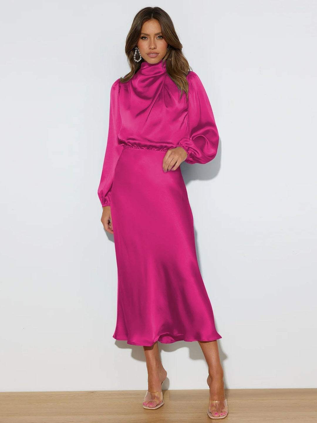 Isabella | Robe midi en satin sophistiquée