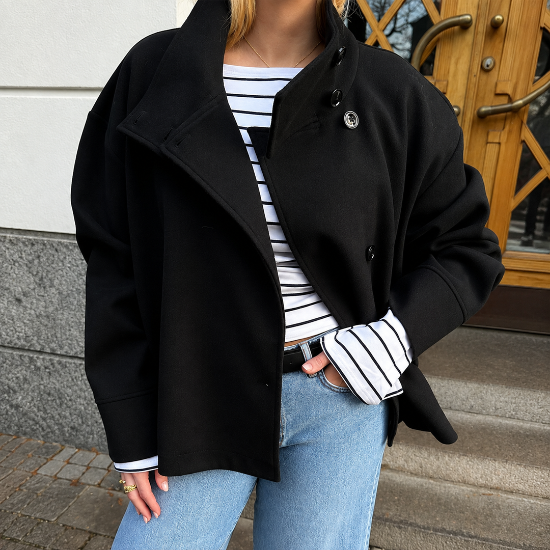 Thea | Relaxed Women's Wool Coat with Button Closure and High Neckline