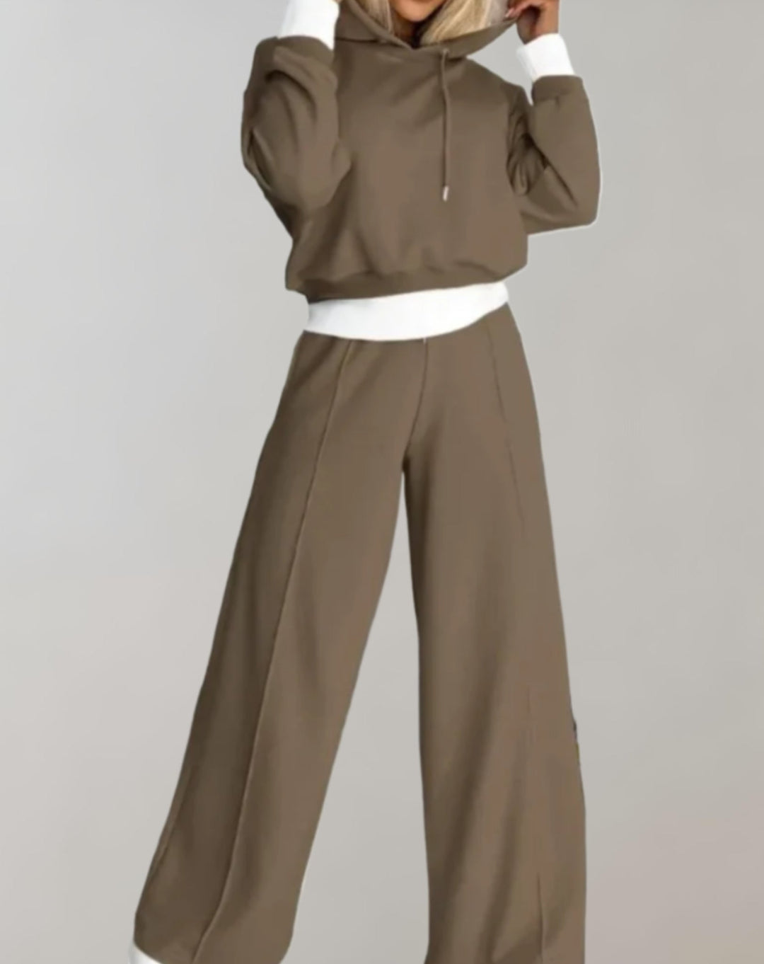Imelda | Ensemble décontracté composé d’un sweat à capuche et d’un pantalon de jogging, en tissu doux et à la coupe confortable