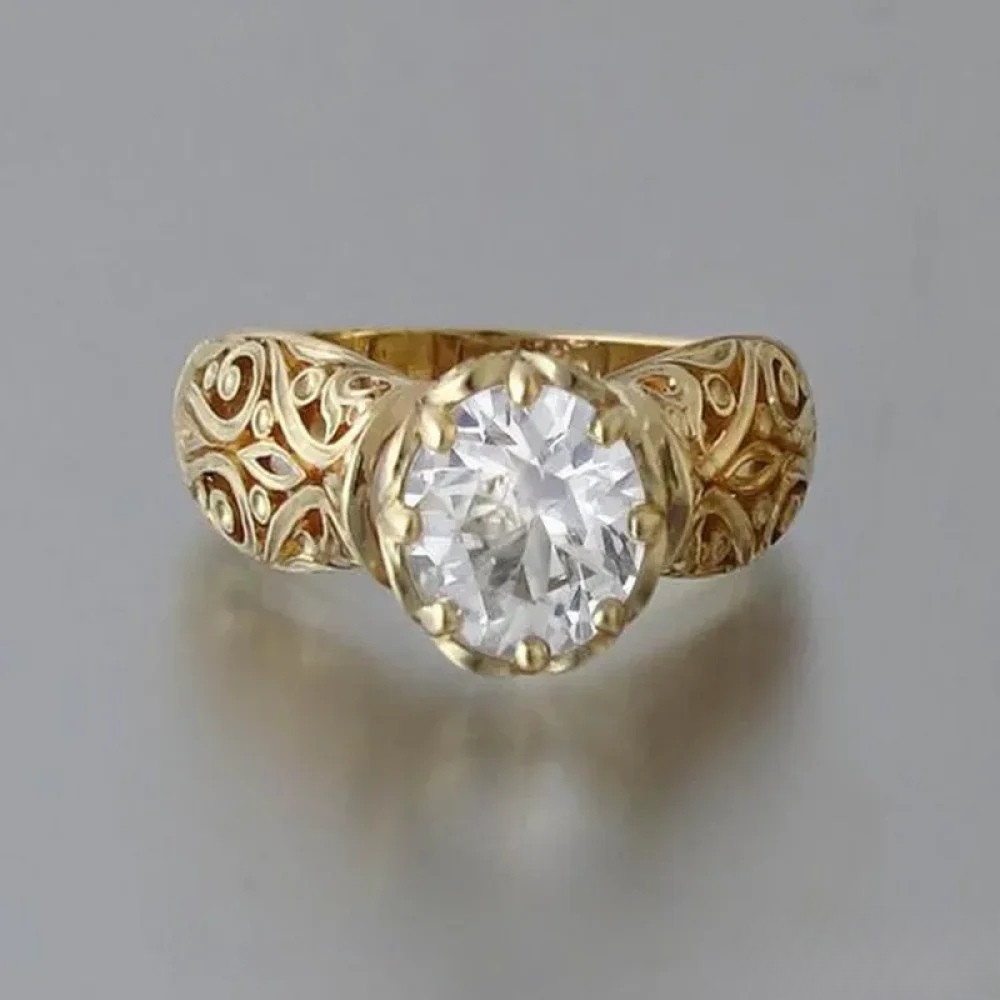 Bague élégante avec zircon blanc