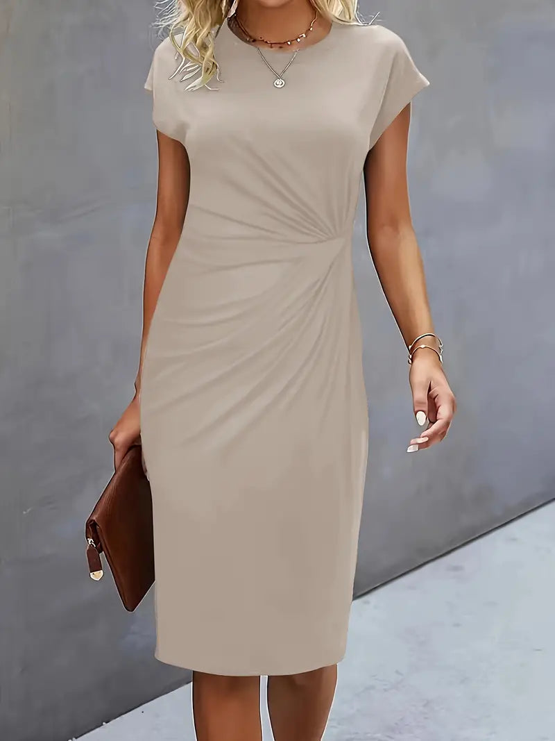 Adelina | Robe à col rond stylée