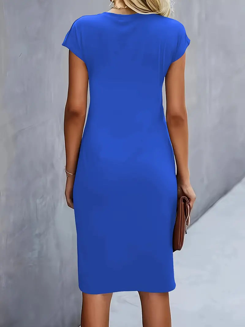 Adelina | Robe à col rond stylée