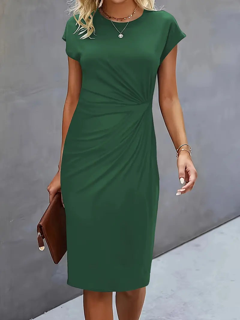 Adelina | Robe à col rond stylée