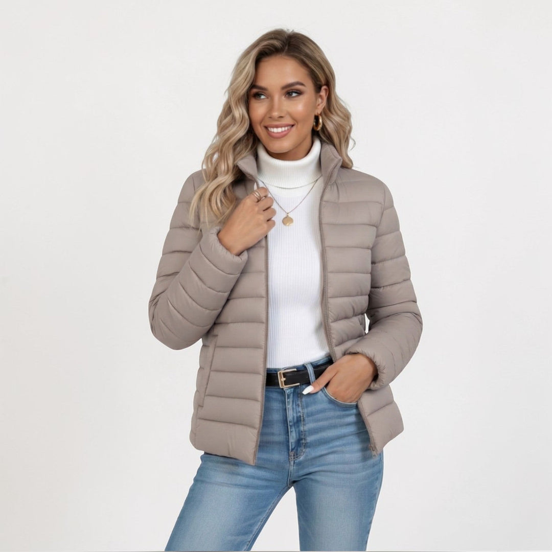 Vienna | Effortless Women's Quilted Jacket with Zip Closure and Slim Fit