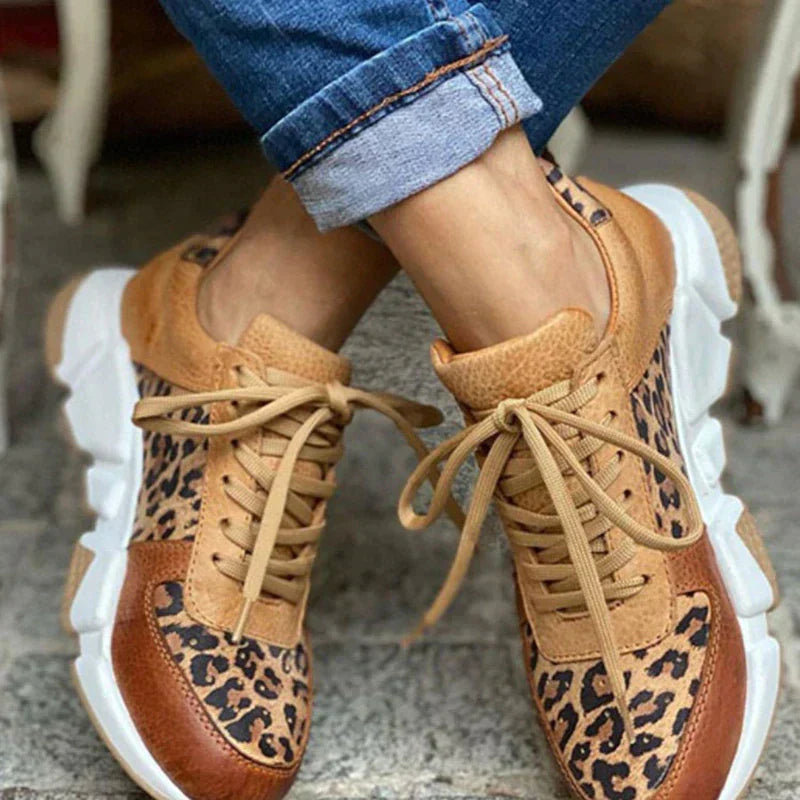 Alexa | Chaussures basses audacieuses à imprimé animalier et semelle intérieure rembourrée