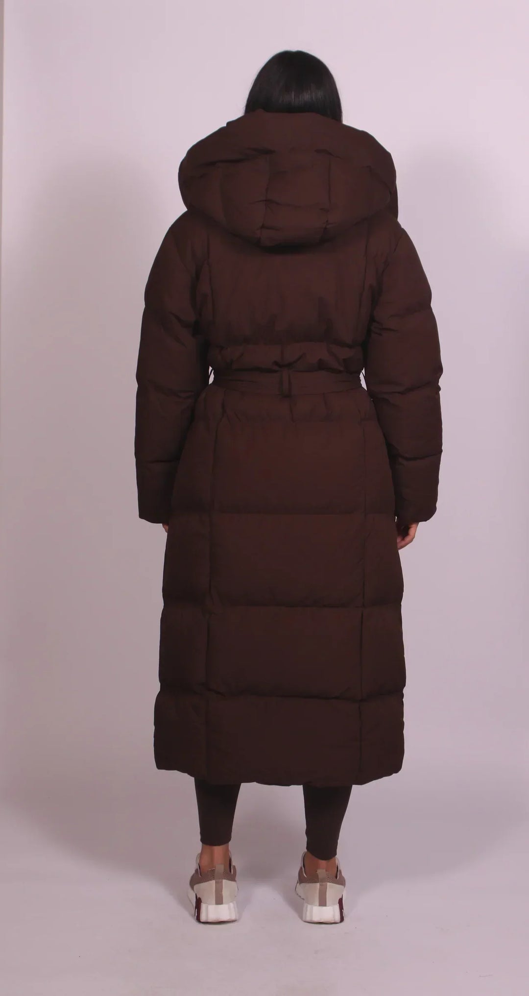 Araminta | Manteau matelassé douillet ceinturé, à col montant et poches latérales