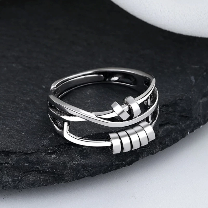 Bague tournante stylée pour soulager le stress