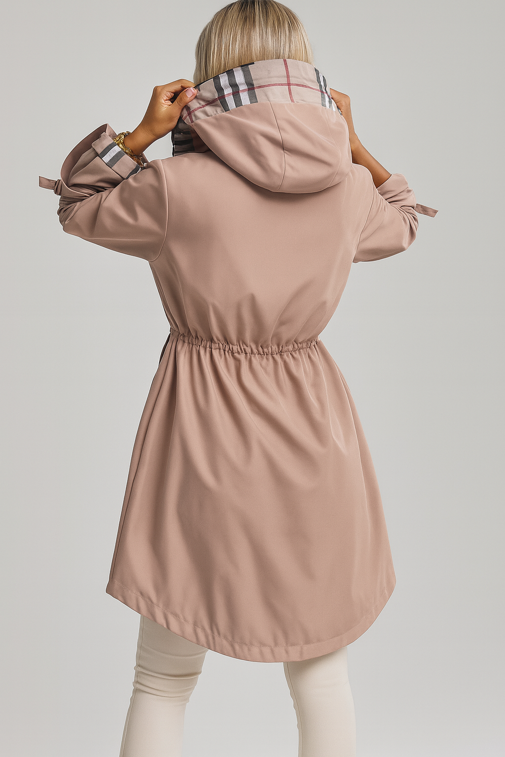 Juniper | Refined Women's Coat with Zip Closure and Fitted Silhouette