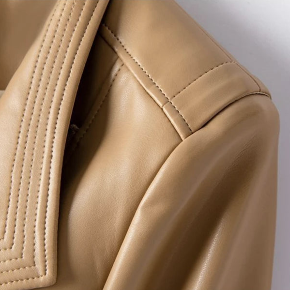 Veste en cuir avec fermeture éclair asymétrique à l'avant, cuir véritable, col en V  