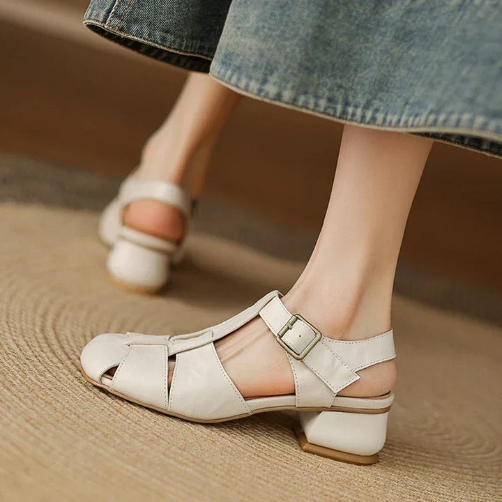 Chaussures à talon épais Coralia