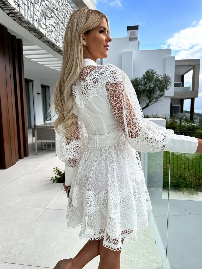 Victoria™ - Robe midi élégante en dentelle à manches longues