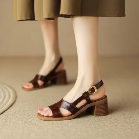 Eleonora | Comfy Sandals