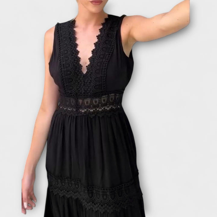 Aurélie - Robe élégante en dentelle à col en V