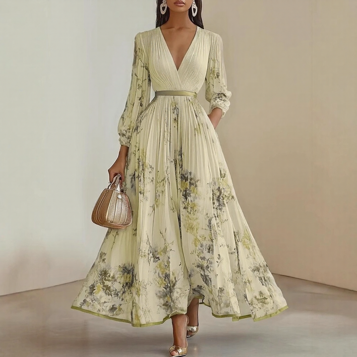Elara | Robe avec col en V doux