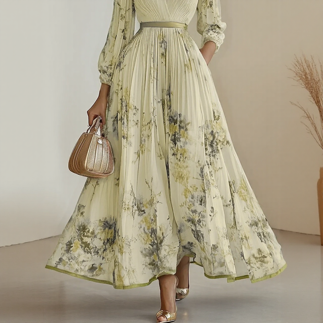 Elara | Robe avec col en V doux