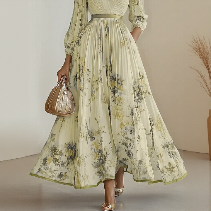 Elara | Robe avec col en V doux