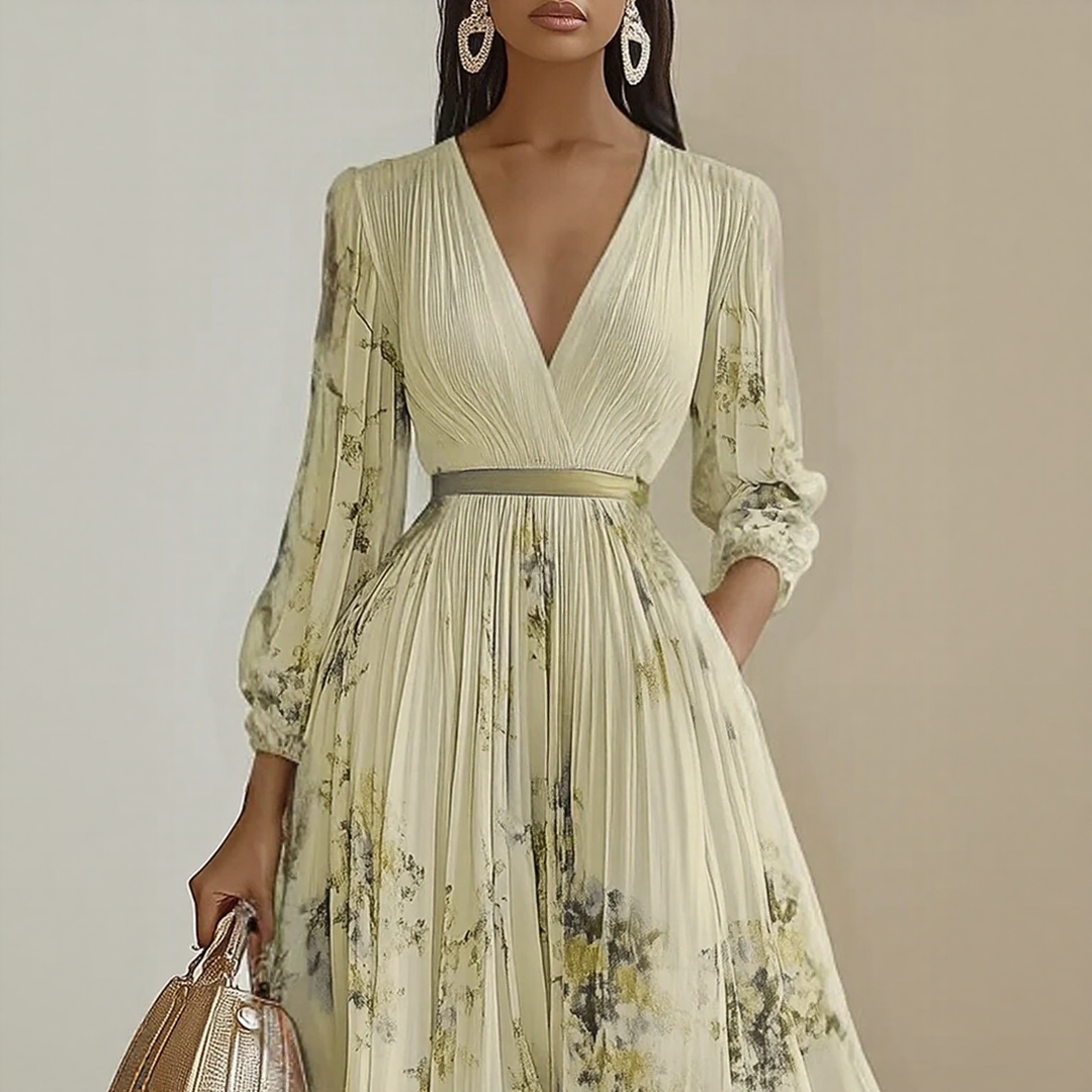 Elara | Robe avec col en V doux