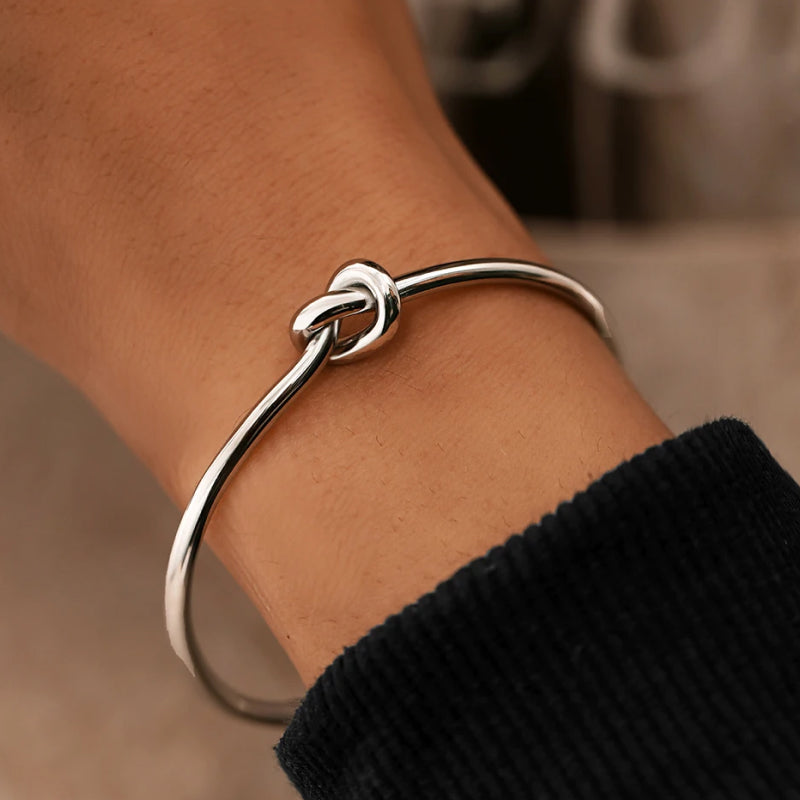 Bracelet vintage noué ajustable
