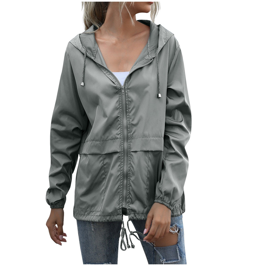 Willow | Veste de pluie zippée épurée avec capuche et poignets ajustables