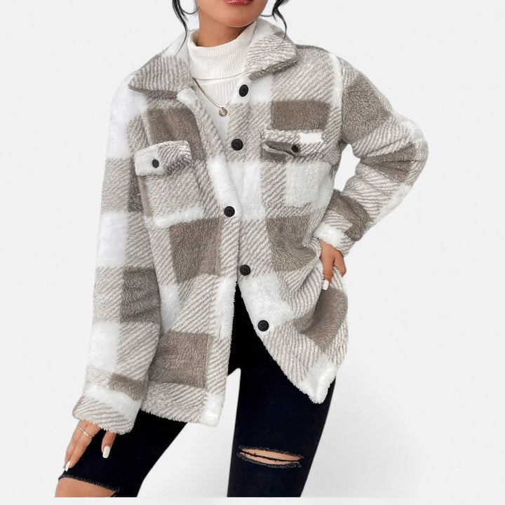 Marceline | Cozy Women's Sherpa Jacket with Checkered Pattern and Button Closure