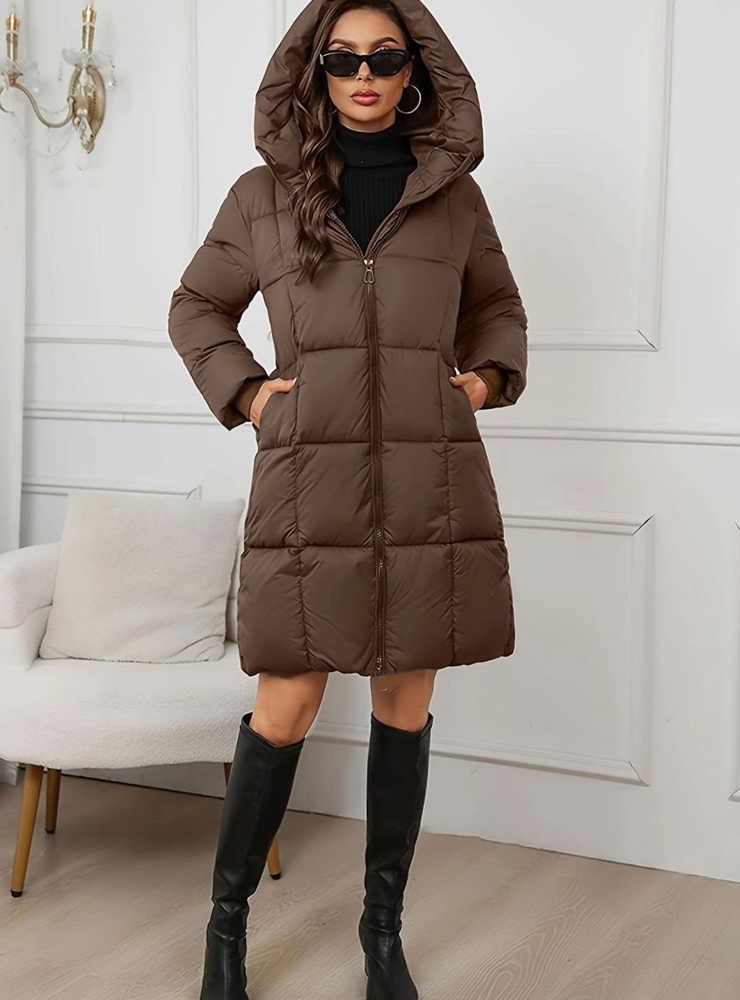 Ludmilla | Veste matelassée longue raffinée avec capuche réglable et fermeture éclair intégrale