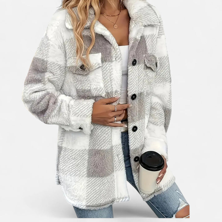 Marceline | Cozy Women's Sherpa Jacket with Checkered Pattern and Button Closure