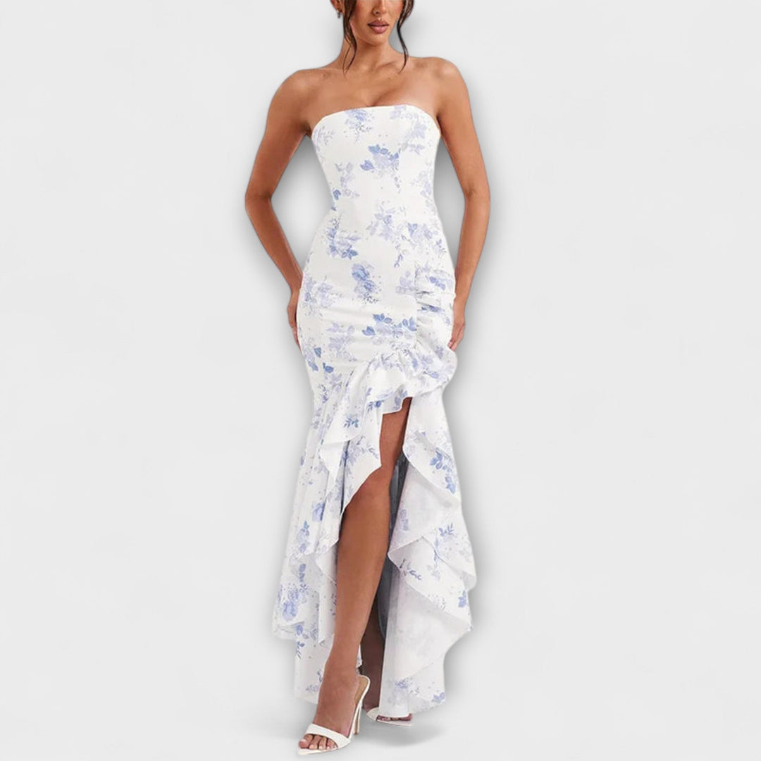 Zuri - Robe maxi ajustée à épaules dénudées avec ourlet asymétrique