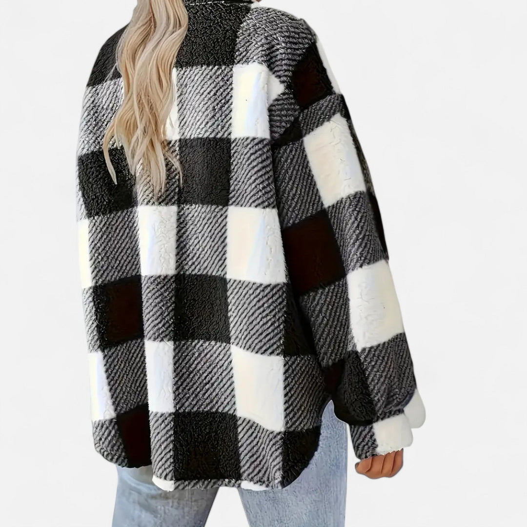 Marceline | Cozy Women's Sherpa Jacket with Checkered Pattern and Button Closure