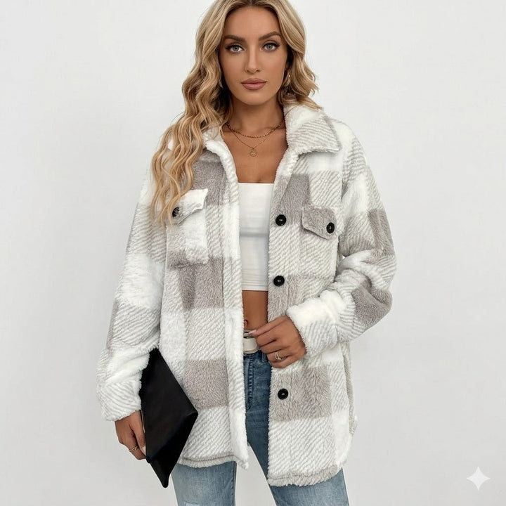 Marceline | Cozy Women's Sherpa Jacket with Checkered Pattern and Button Closure