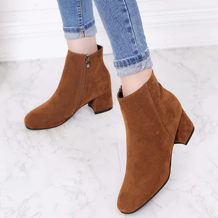 Wilhelmina | Timeless Women's Ankle Boots with Block Heel and Side Zip Closure
