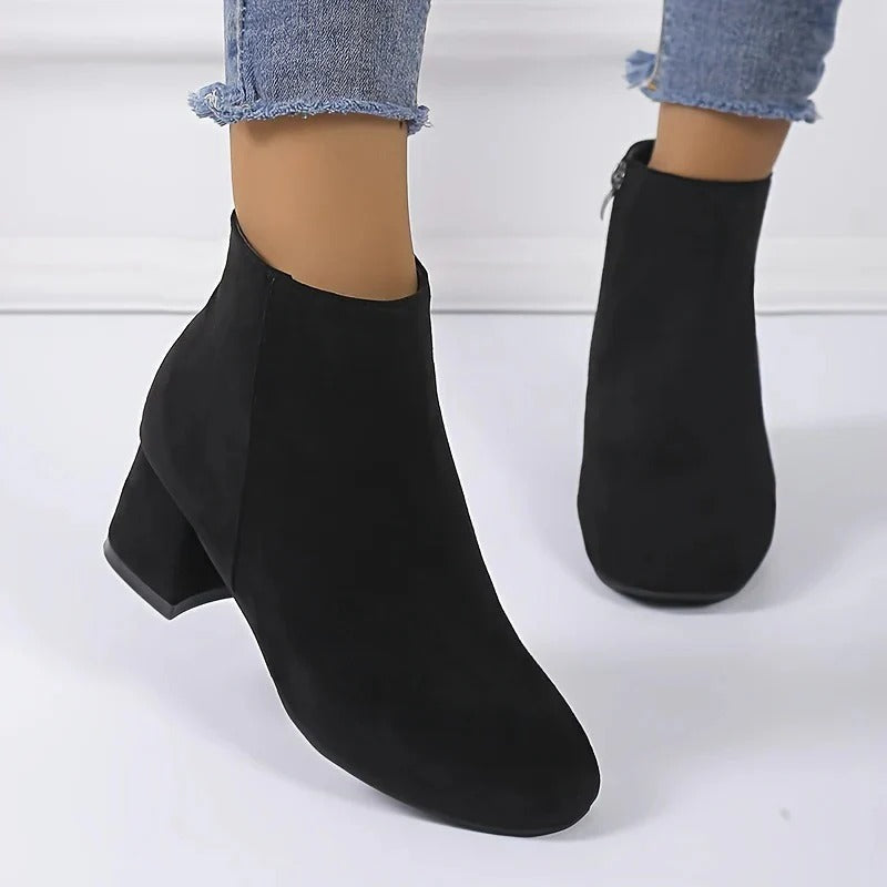 Wilhelmina | Timeless Women's Ankle Boots with Block Heel and Side Zip Closure
