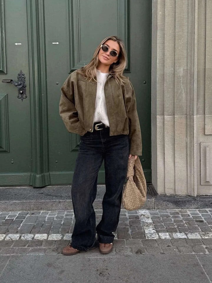 Beatrix | Refined Women's Bomber Jacket with Structured Collar and Faux Suede Fabric
