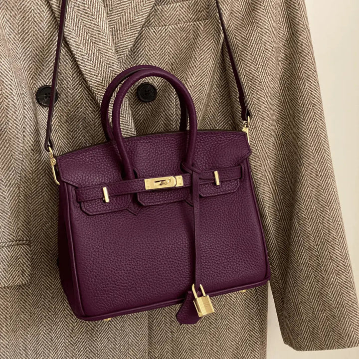 Victoria | Classic Leather Handbag with Multiple Pockets and Secure Closure