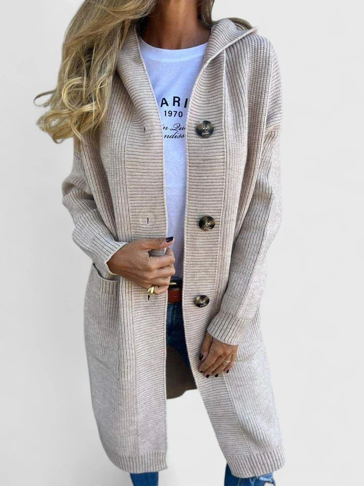 Cardigan long en maille côtelée, boutonné avec poches  