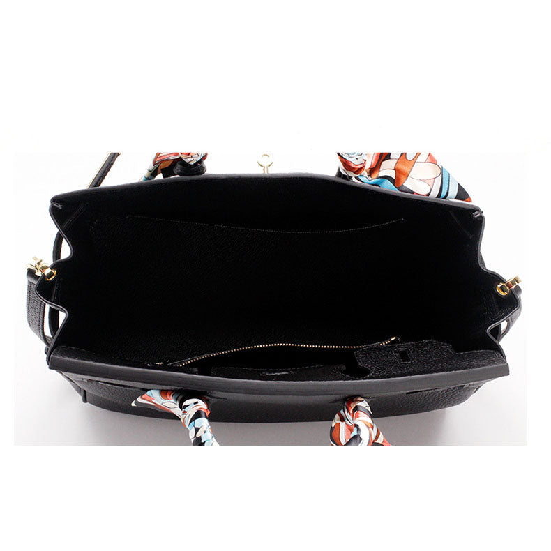 Victoria | Classic Leather Handbag with Multiple Pockets and Secure Closure