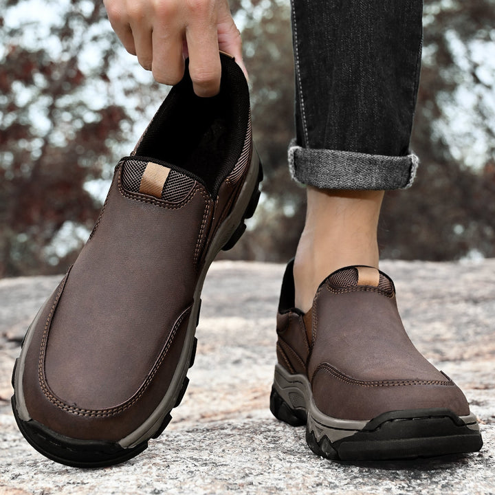 Elian | Supportive Slip-On Shoes with Leather Upper and Cushioned Sole