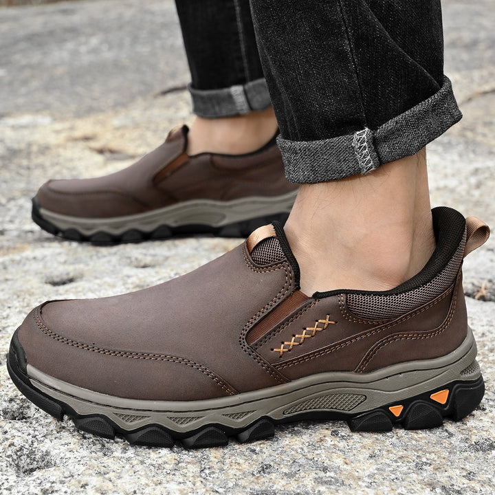 Elian | Supportive Slip-On Shoes with Leather Upper and Cushioned Sole