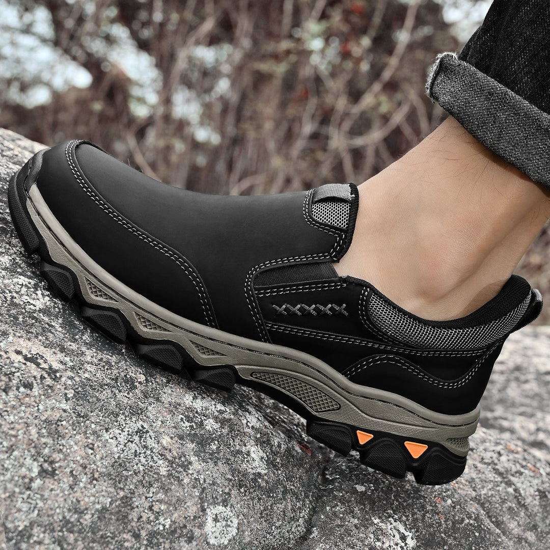 Elian | Supportive Slip-On Shoes with Leather Upper and Cushioned Sole