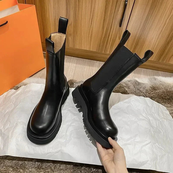 Cassidy | Bottines Chelsea intemporelles mi-mollet à semelle crantée épaisse