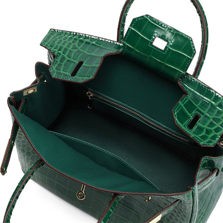 Victoria | Classic Leather Handbag with Multiple Pockets and Secure Closure